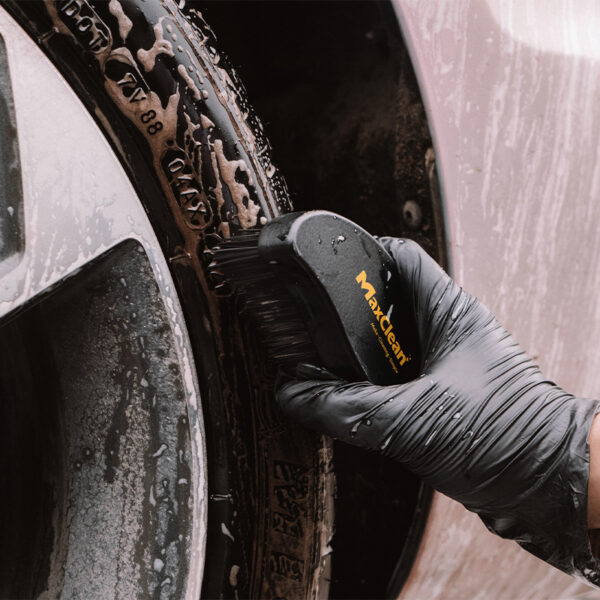 Ergonomic Tire Brush - Image 4