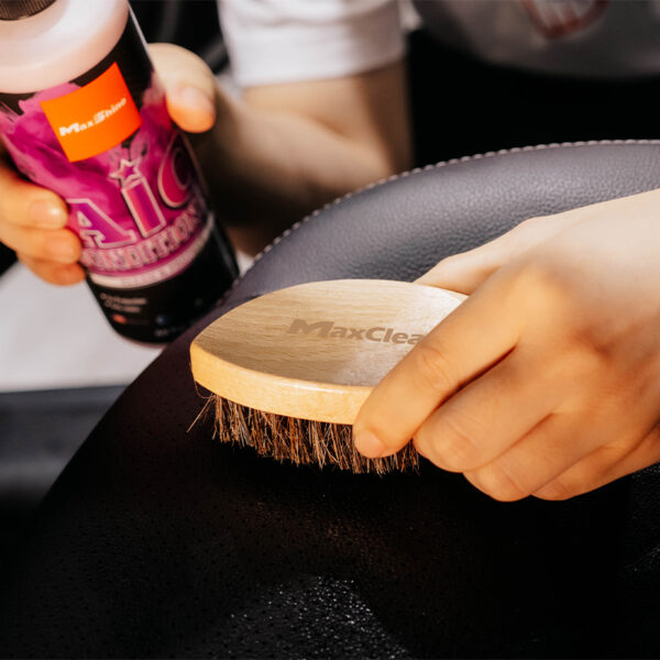 Ergonomic Interior Detailing Brush - Image 4
