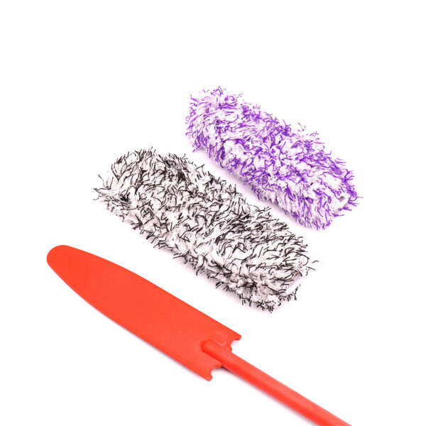Premium Flat Microfiber Wheel Brush With Replaceable Cover - Image 3